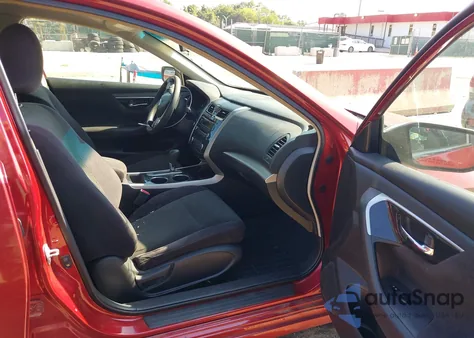 2013 Nissan Altima 2.5 S z USA, uszkodzony, nr VIN 1N4AL3APXDC261753